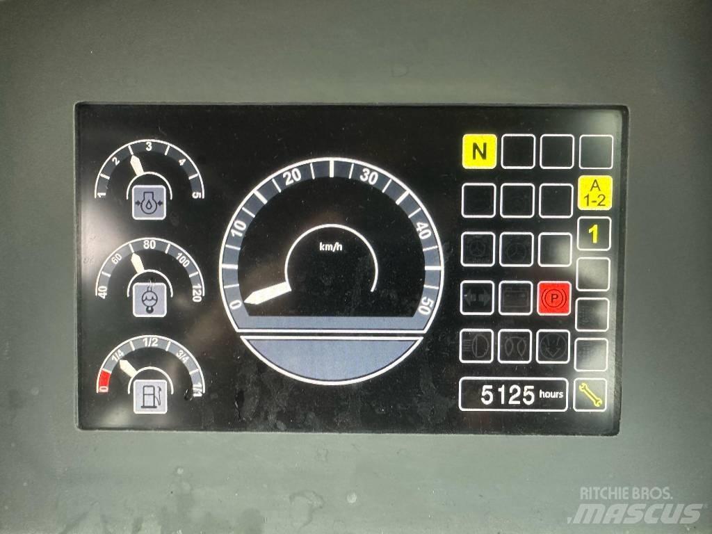 Liebherr 514 STEREO Pale gommate