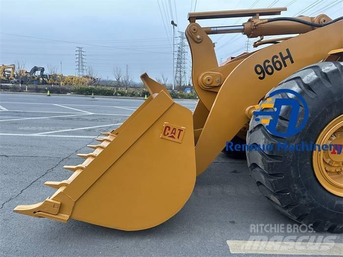 CAT 966H Pale gommate