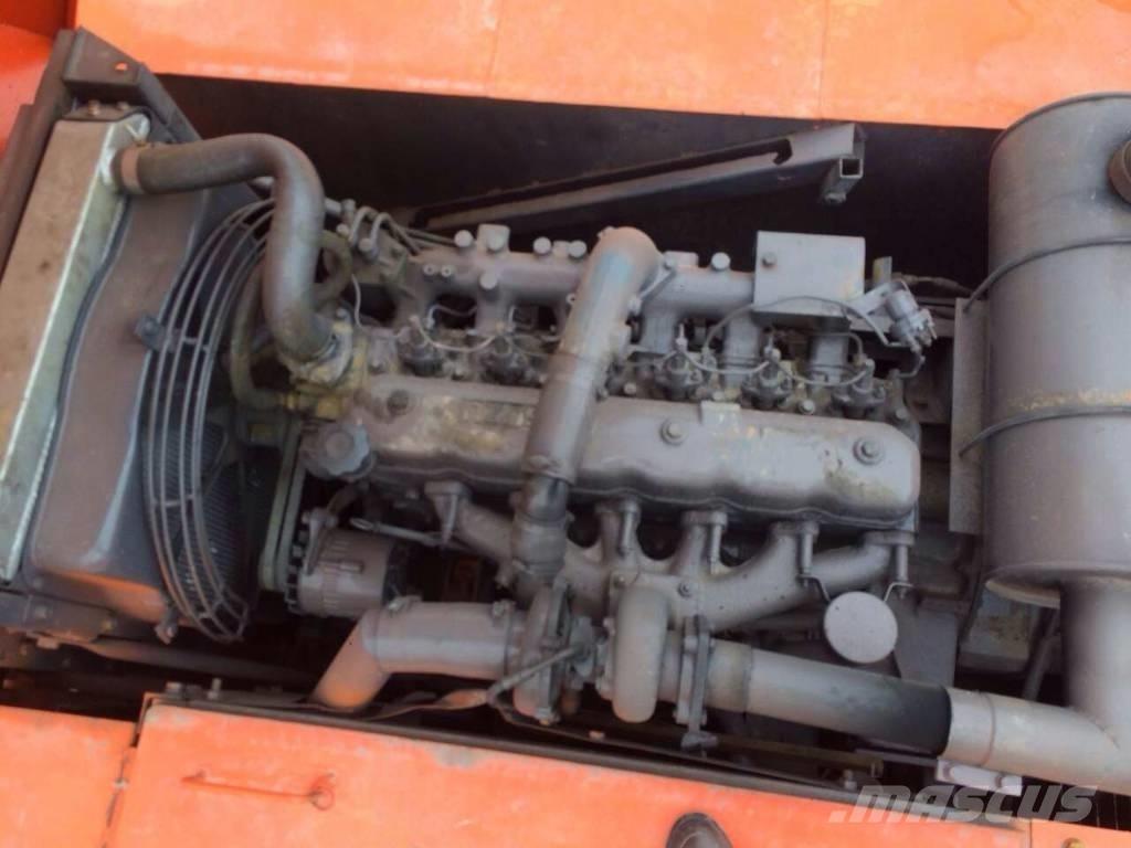 Hitachi EX200-1 Escavatori cingolati