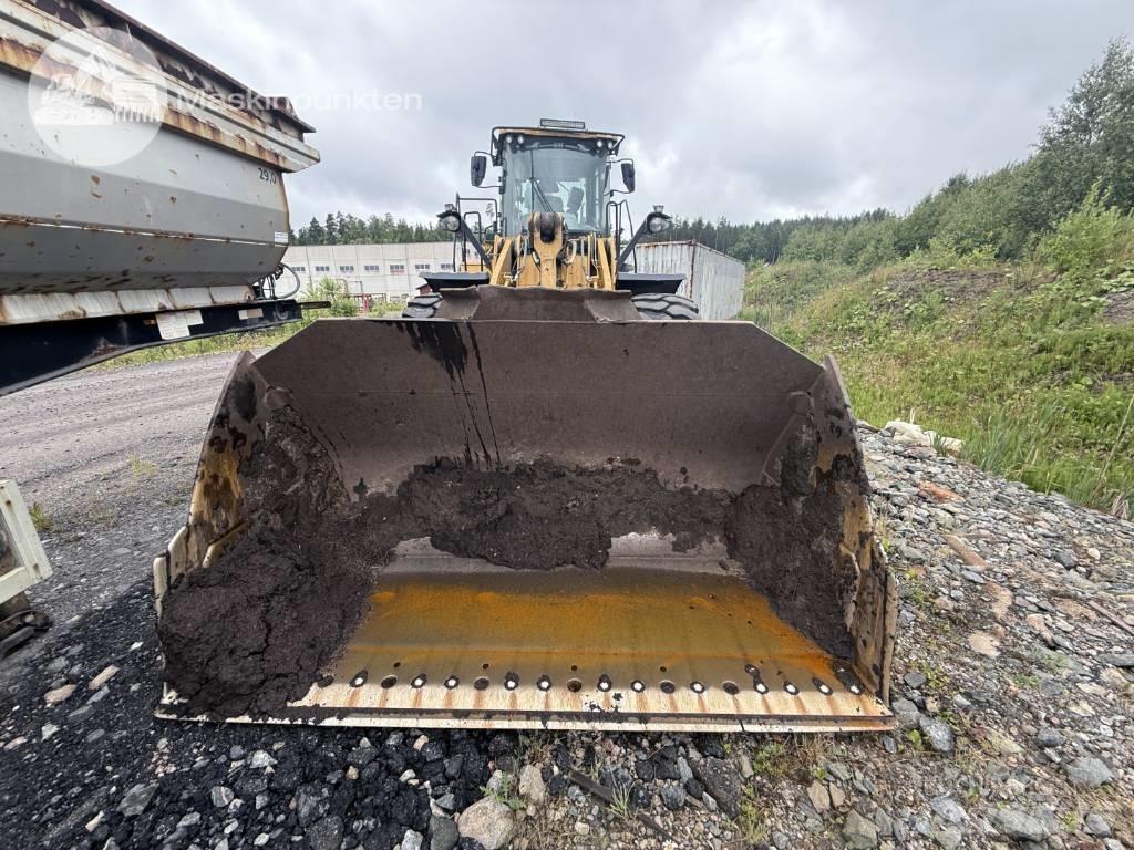 CAT 972 M Pale gommate
