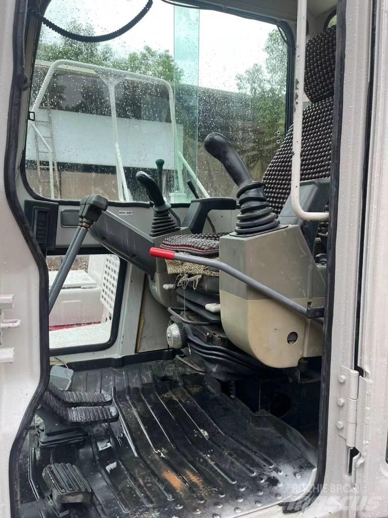 Takeuchi TB 160C Escavatori cingolati