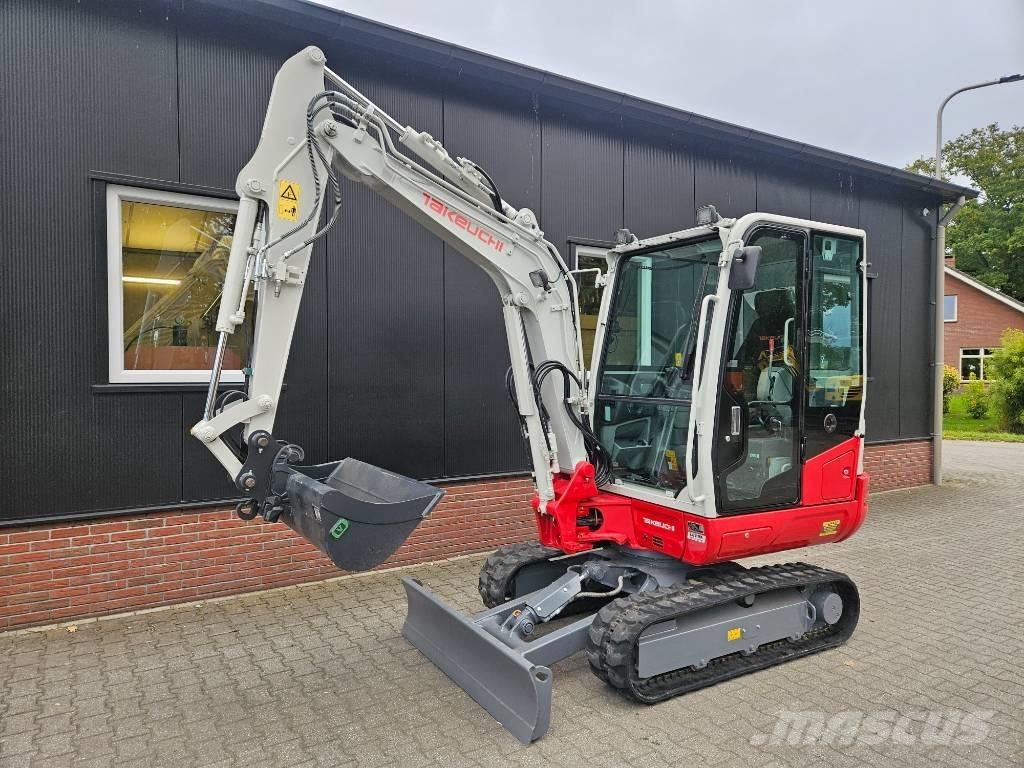 Takeuchi TB 230 Miniescavatori
