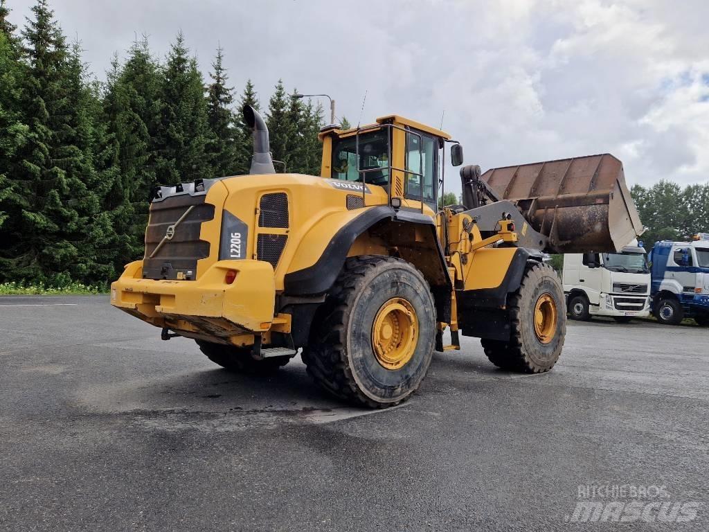 Volvo L 220 G Pale gommate