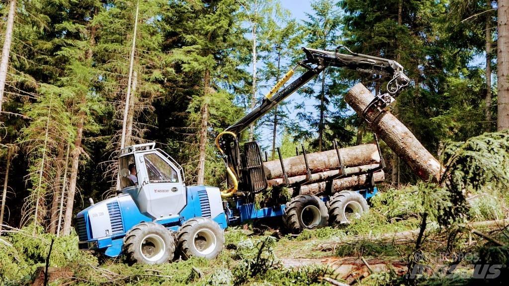 Novotný LVS 720 Forwarder