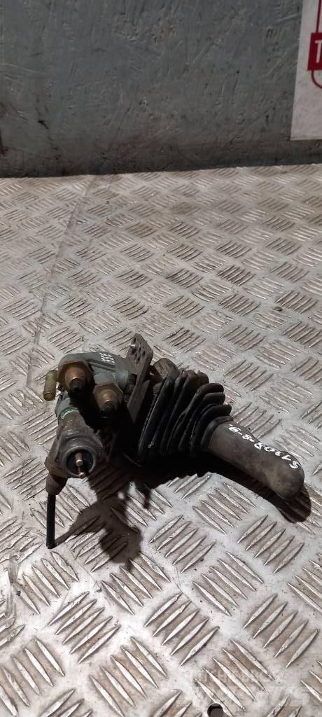 Scania S 94   1408332 Cabine e interni