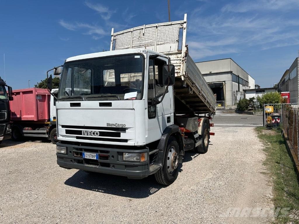 Iveco 120E18K Camion con sponde ribaltabili