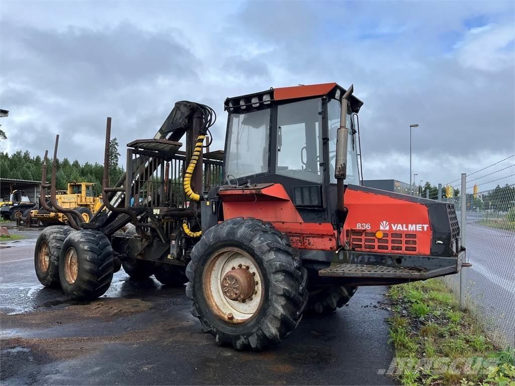 Valmet 836 Forwarder