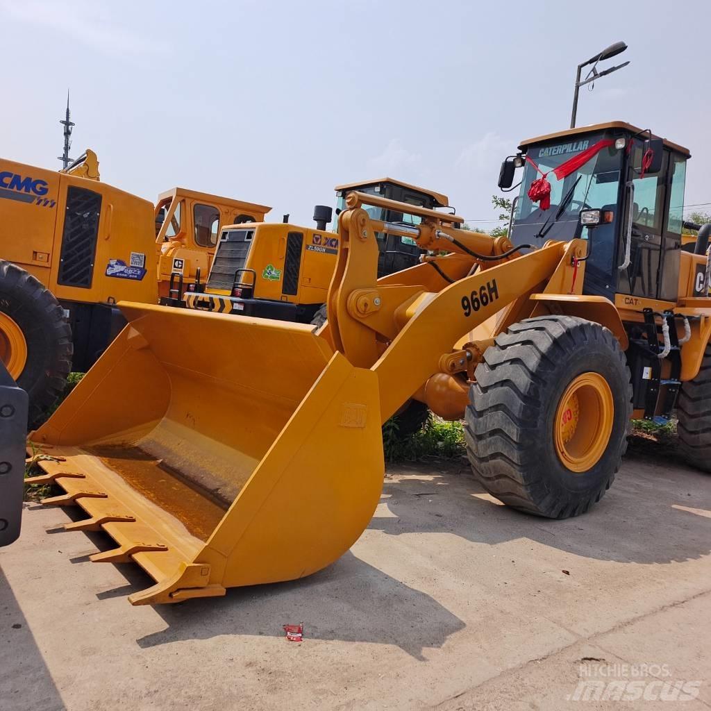 CAT 966H Pale gommate