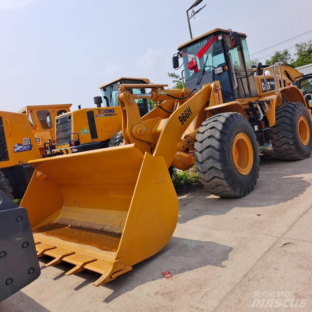 CAT 966H Pale gommate