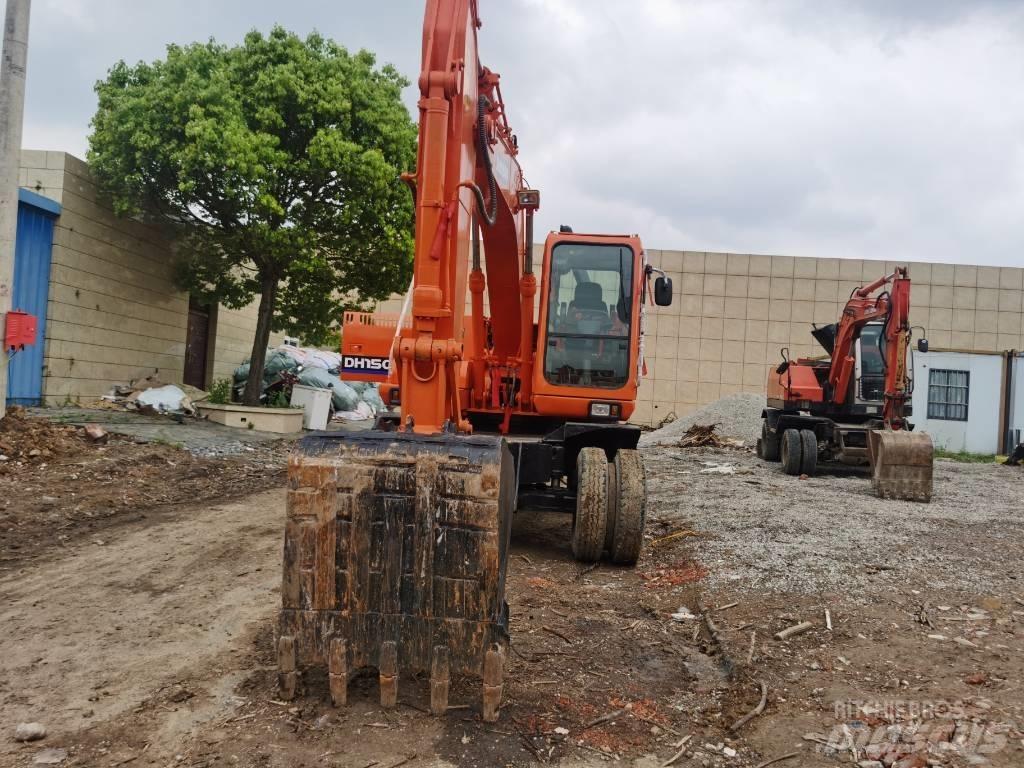 Doosan DH 150 W-7 Escavatori gommati