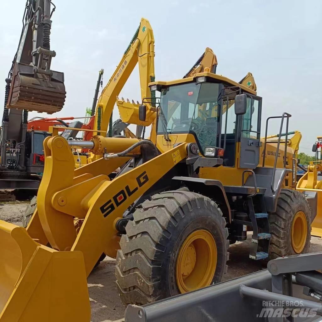 SDLG 956F Pale gommate