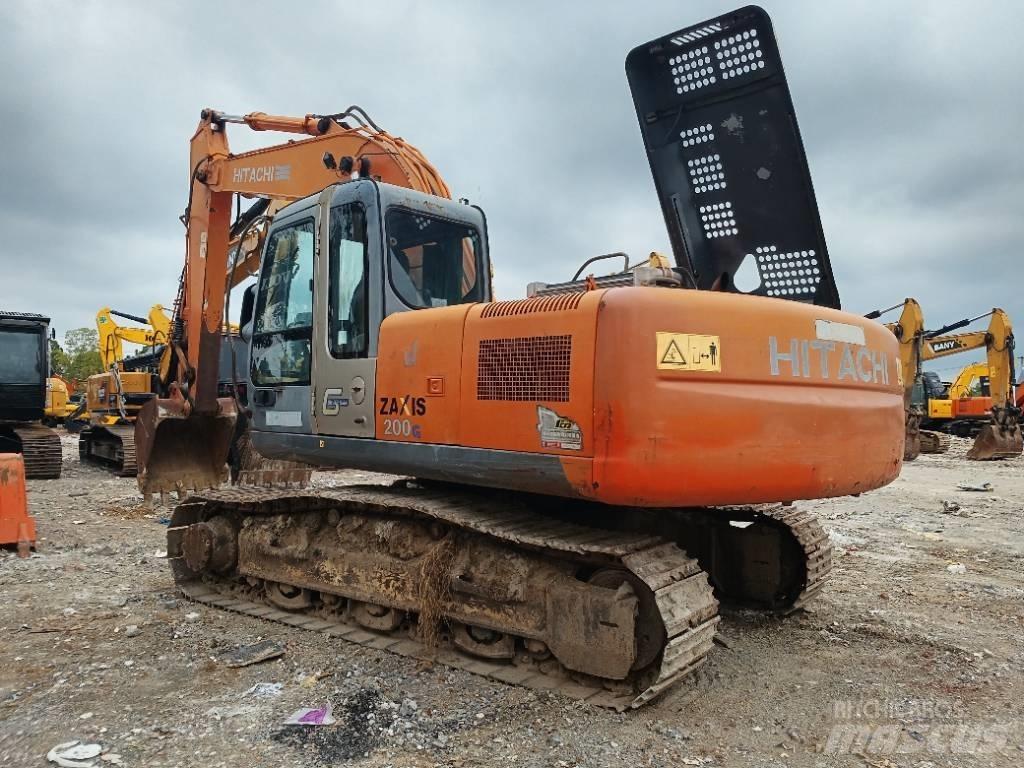 Hitachi ZX 200 Escavatori cingolati