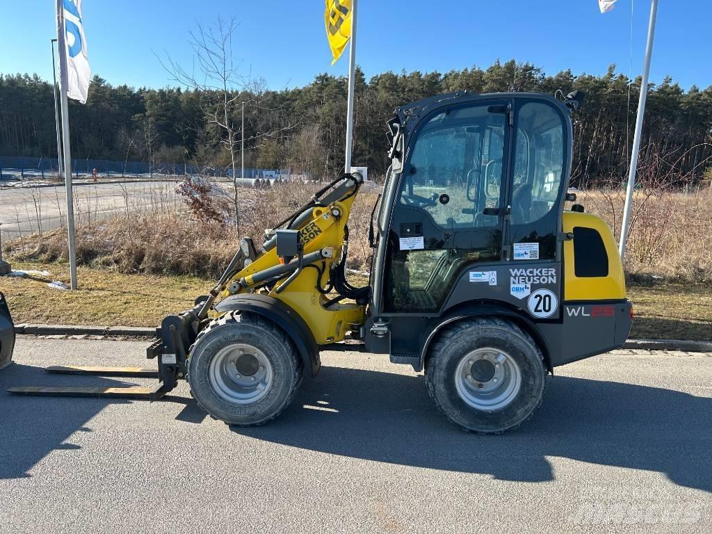 Wacker Neuson WL 25 Pale gommate