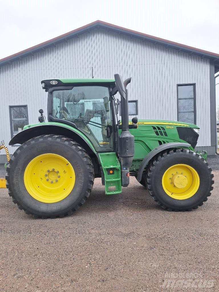 John Deere 6155R Trattori