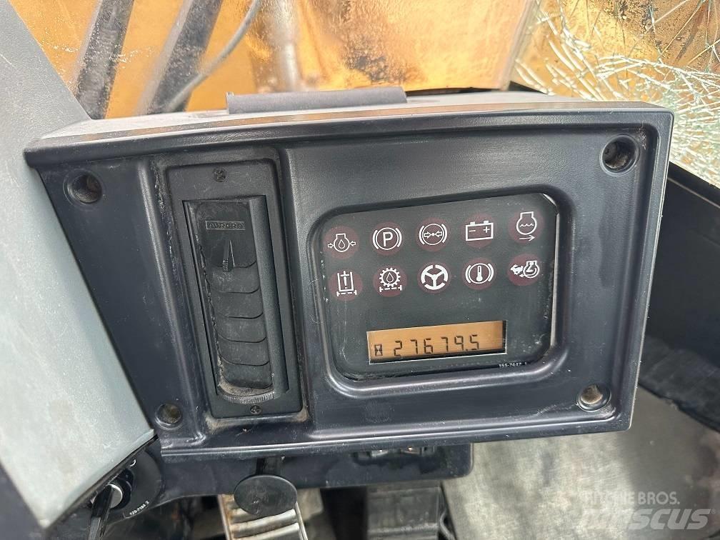 CAT 988 G Pale gommate