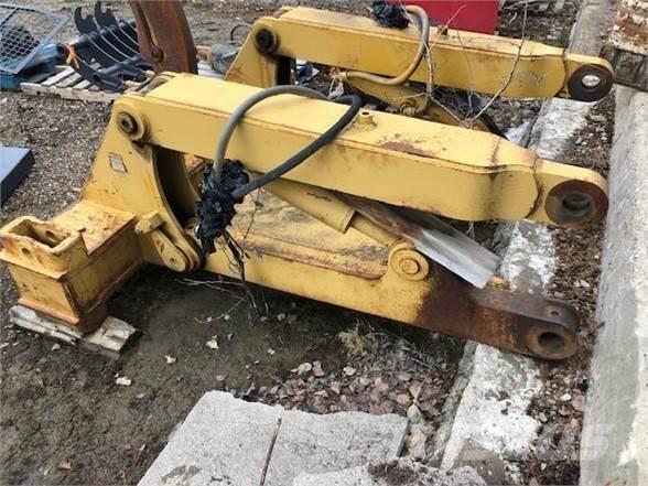 CAT D7R Scarificatori