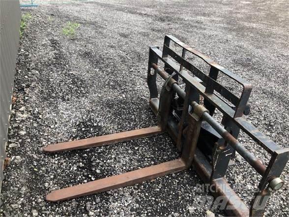 JLG 1001090074 Forche