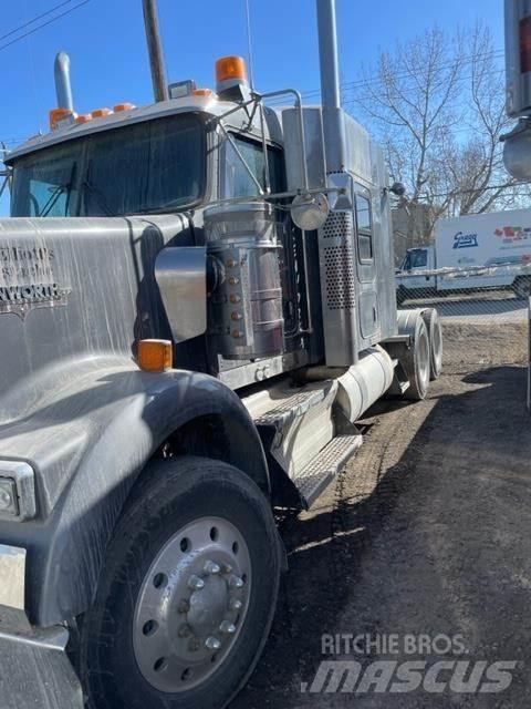 Kenworth W900 Motrici e Trattori Stradali