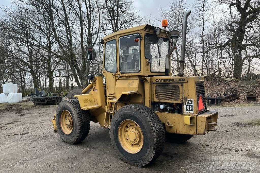 CAT 910 Pale gommate