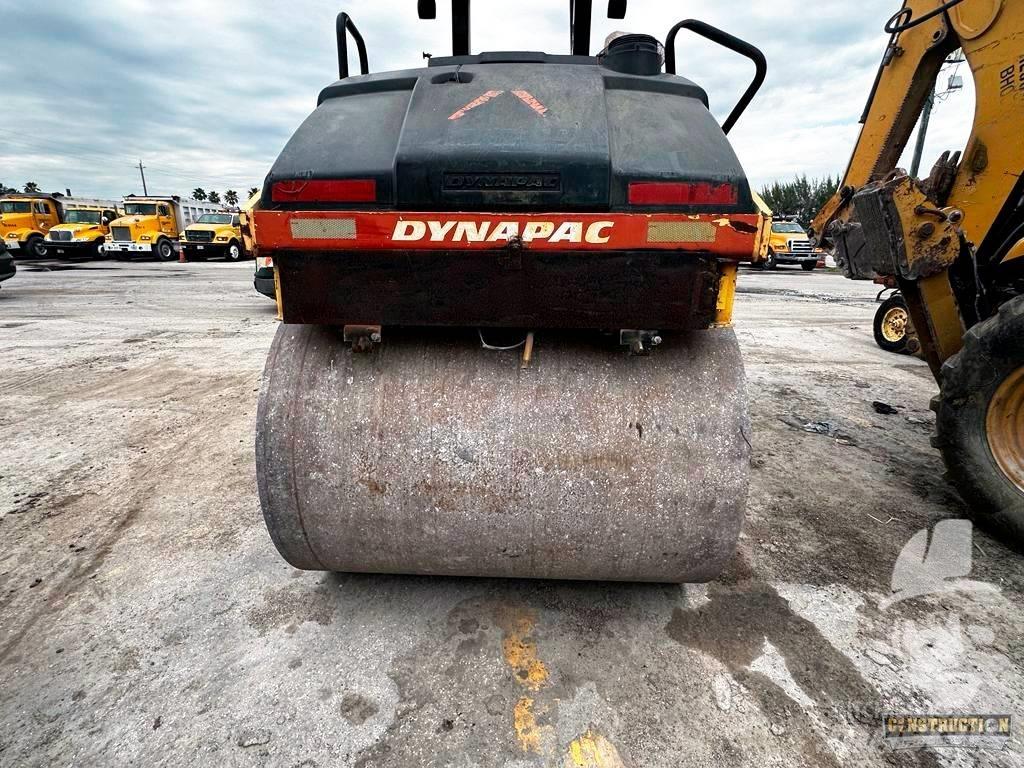 Dynapac CC 222 HF Rulli a doppio tamburo