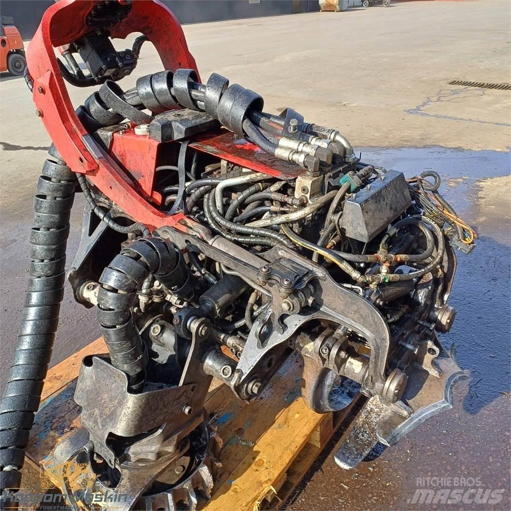 Komatsu C124 Decespugliatrici e trinciatrici idrauliche