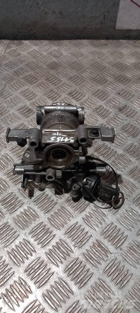 Scania R 420    1421785 Cabine e interni