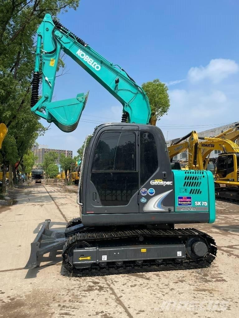 Kobelco SK 75 Miniescavatori