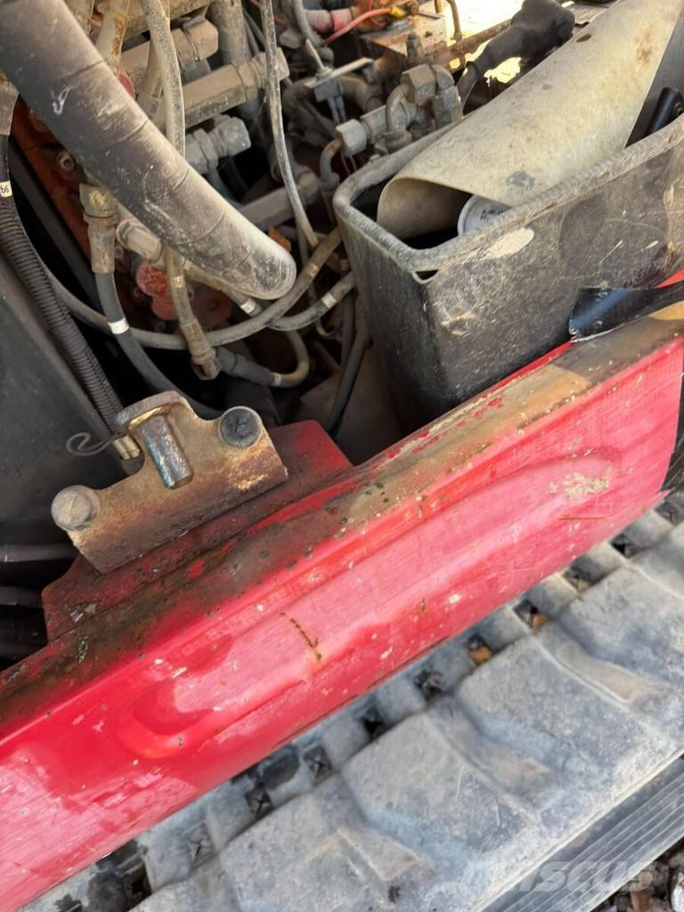 Takeuchi TB260 Miniescavatori