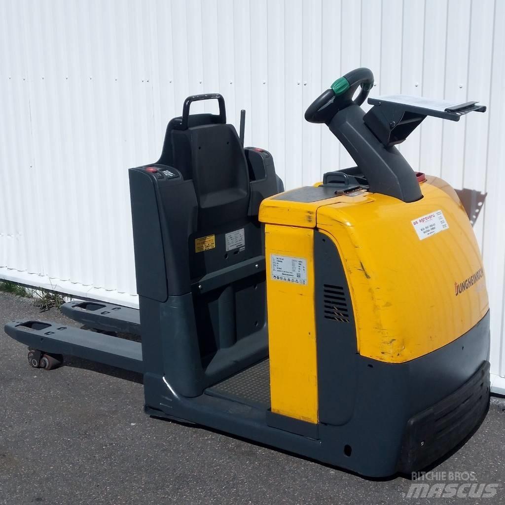 Jungheinrich ECE 220 Commissionatore basso livello