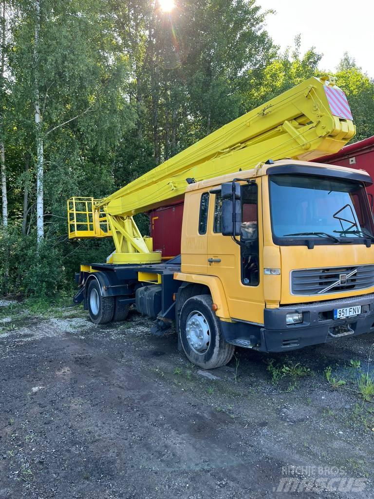 Volvo FL 6 Piattaforme autocarrate