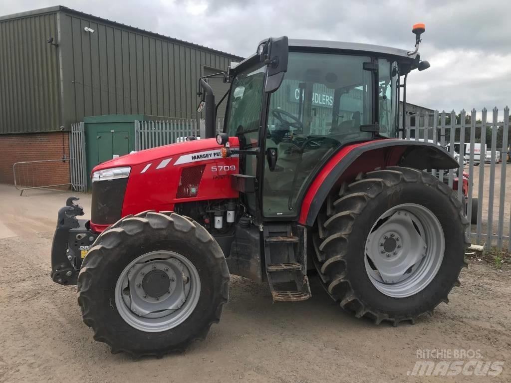 Massey Ferguson 5709 Trattori