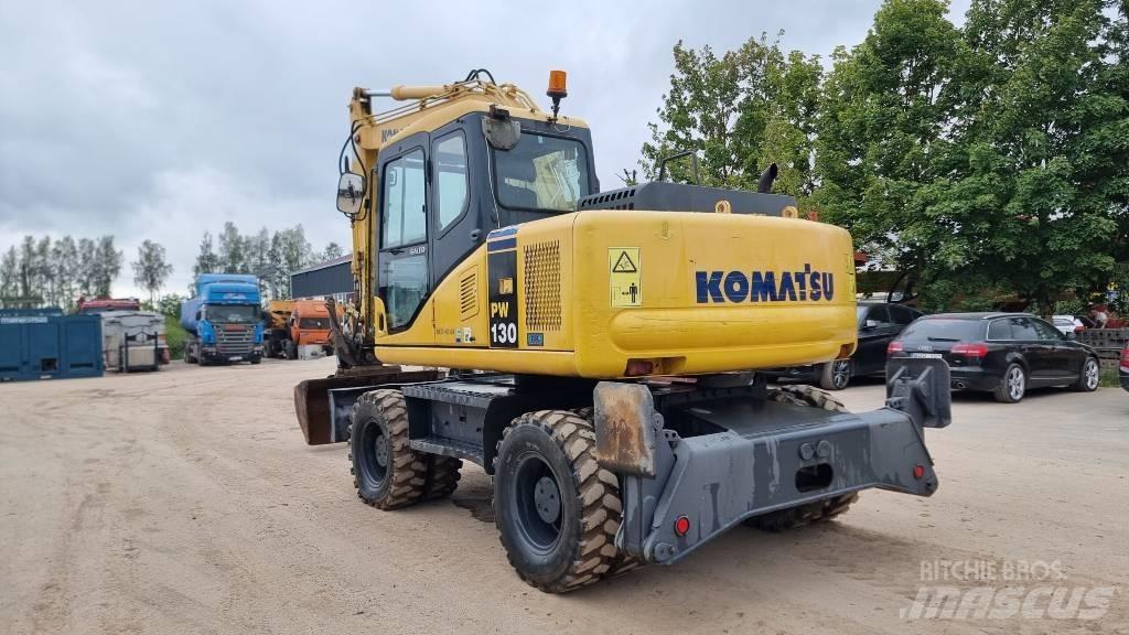 Komatsu PW 130-7K Escavatori gommati
