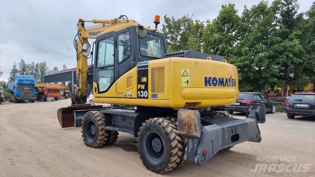 Komatsu PW 130-7K Escavatori gommati