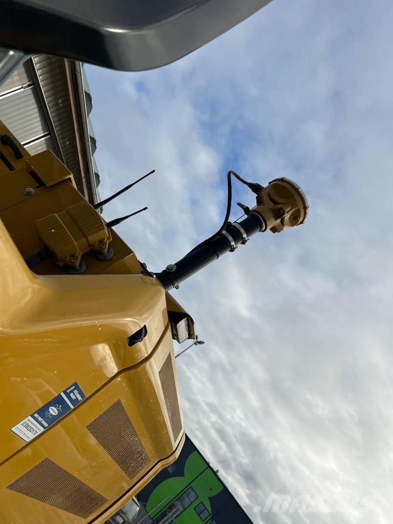 CAT 330 Escavatori cingolati