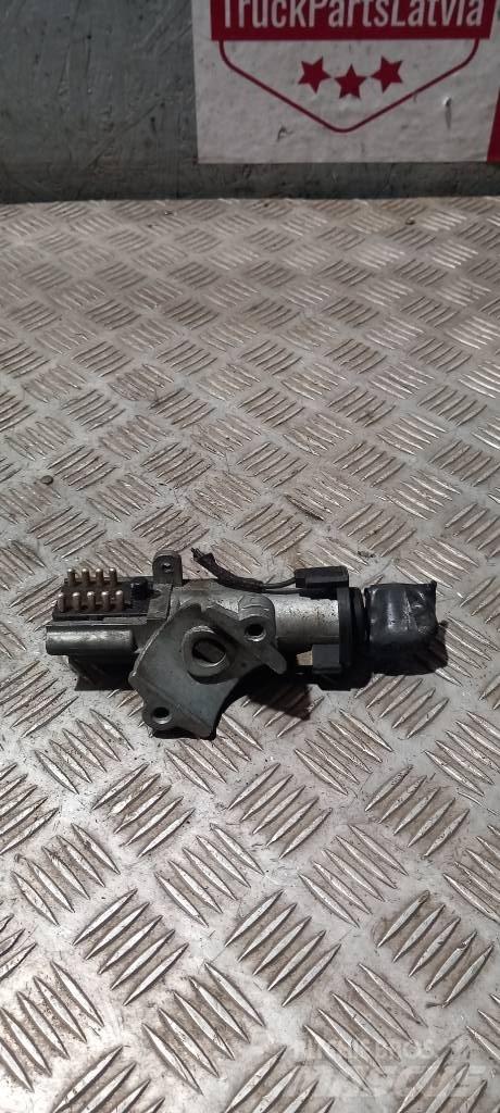 Volvo FH 16   20398485 Cabine e interni