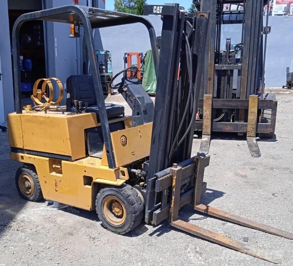 CAT V 35 D Carrelli elevatori GPL