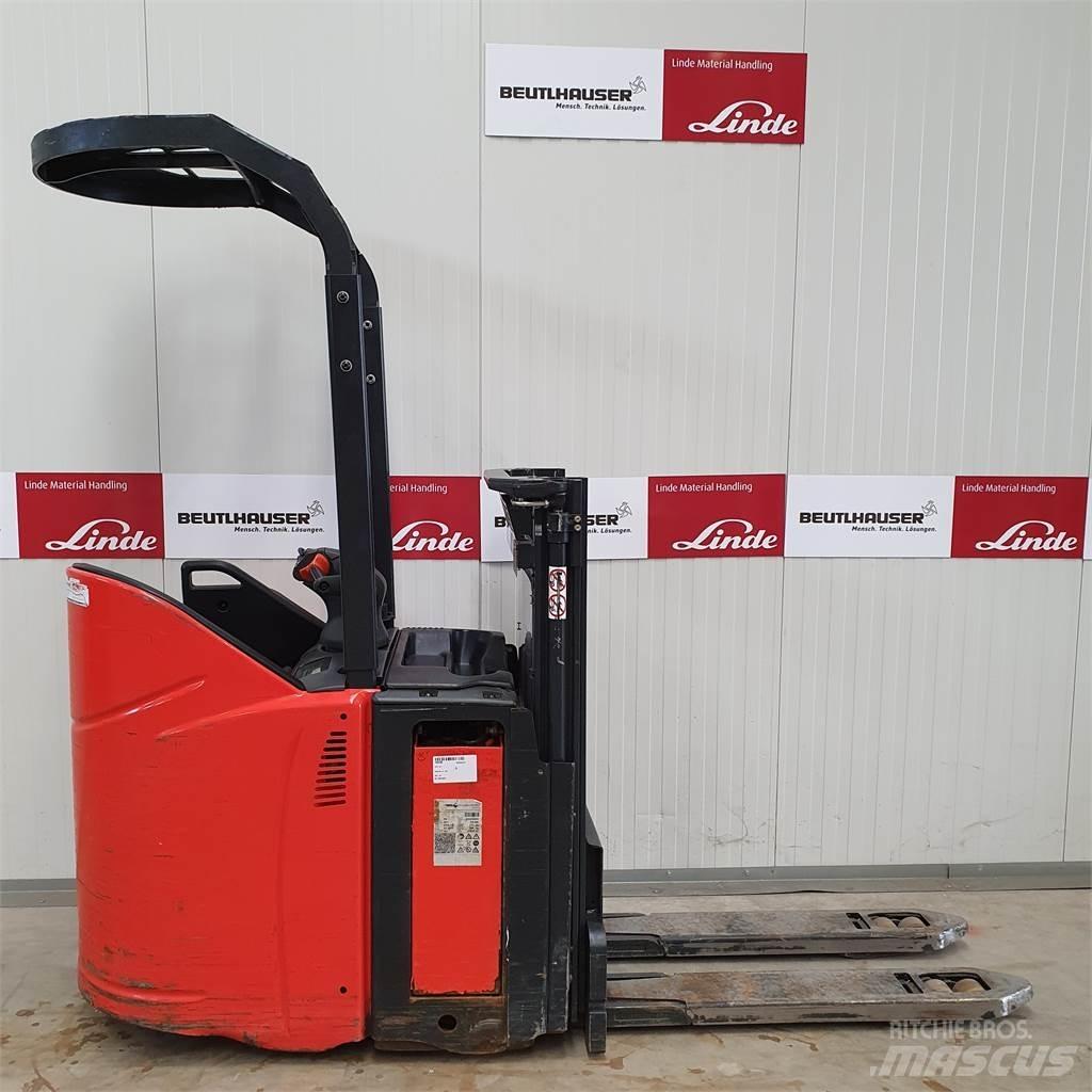 Linde D12SP Transpallet uomo a terra