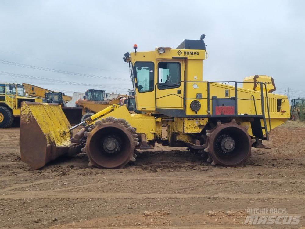 Bomag BC722RB2 Vibrocostipatore verticale