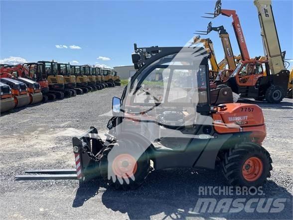 Ausa T144H Sollevatori telescopici