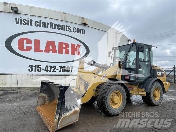 CAT 906M Pale gommate
