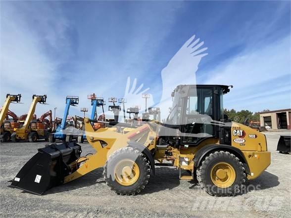 CAT 908 Pale gommate