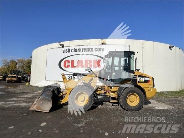 CAT 908M Pale gommate