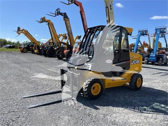 JCB 35 Sollevatori telescopici