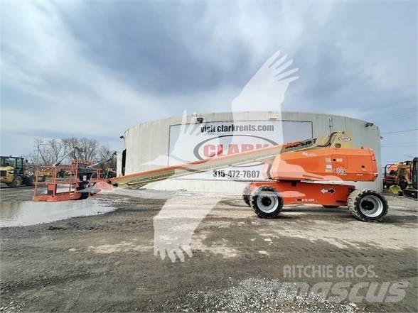 JLG 800S Piattaforme a braccio telescopico