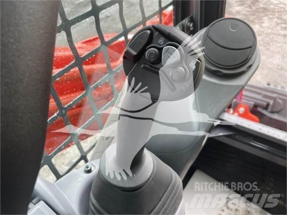 Kubota SVL75 Mini Pale Gommate