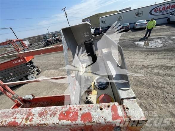 SkyJack SJ3219 Piattaforme a pantografo