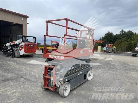 SkyJack SJ3226 Piattaforme a pantografo