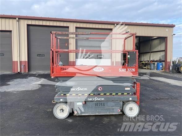 SkyJack SJ3226 Piattaforme a pantografo