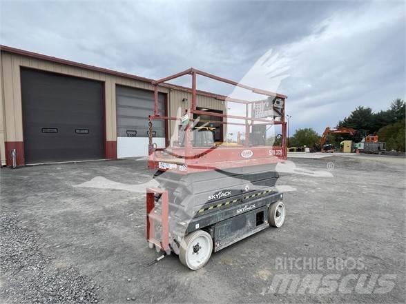 SkyJack SJ3226 Piattaforme a pantografo