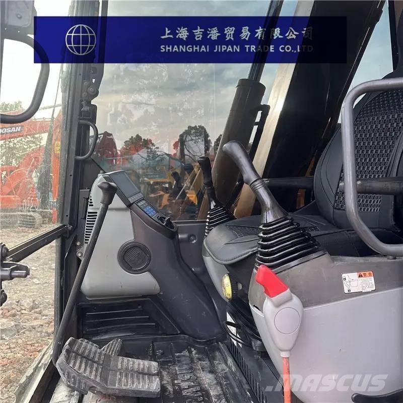 Komatsu PC 70 Miniescavatori